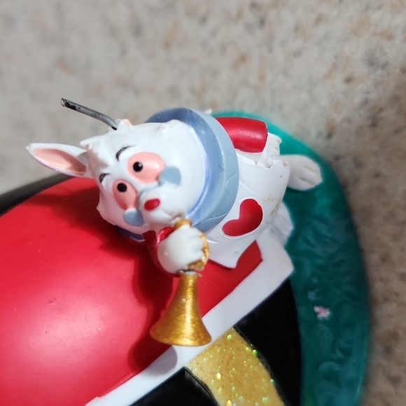 Queen of Hearth - Picture 5 of 5